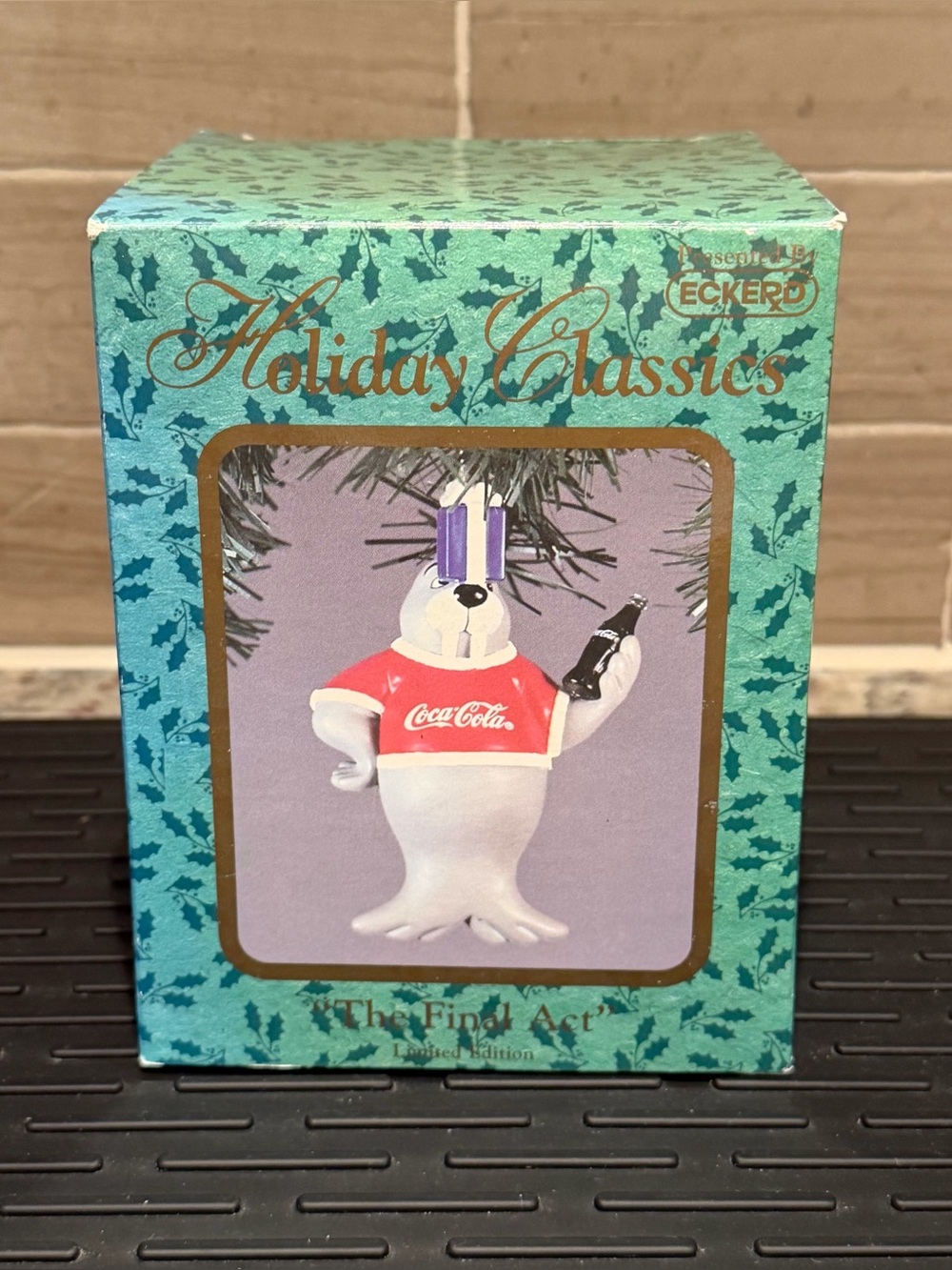Vintage Coca Cola Walrus Ornament The Final Act Eckerd Holiday Classics